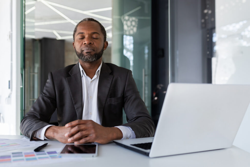 Pausing: The Leadership Skill We Need in an Instant World